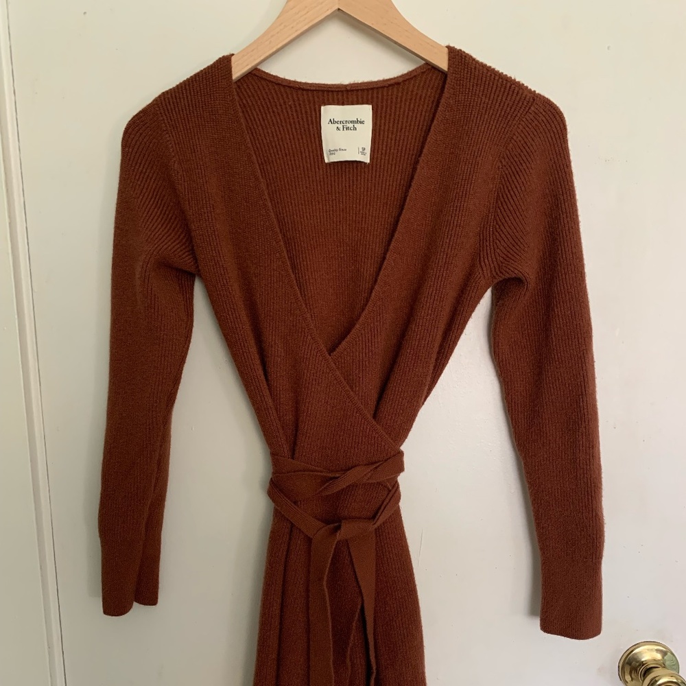 Abercrombie and Fitch Ribbed Wrap Dress Size Small